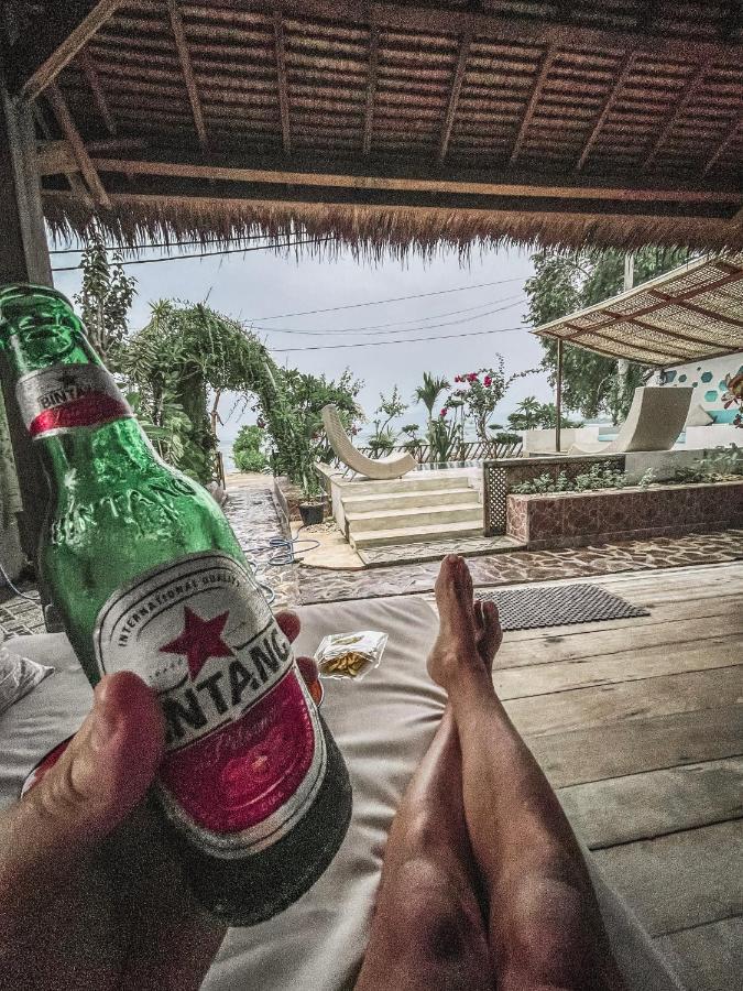 Serenity Luxurious Beachfront Villa & Spa With Private Infinity Pool, 8 Guests Gili Air Zewnętrze zdjęcie