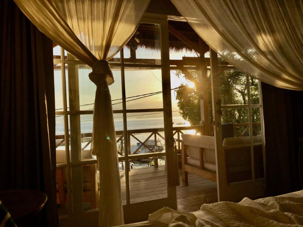 Serenity Luxurious Beachfront Villa & Spa With Private Infinity Pool, 8 Guests Gili Air Zewnętrze zdjęcie